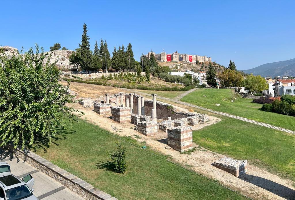 Ephesus Selcuk Castle View Suites Kültér fotó