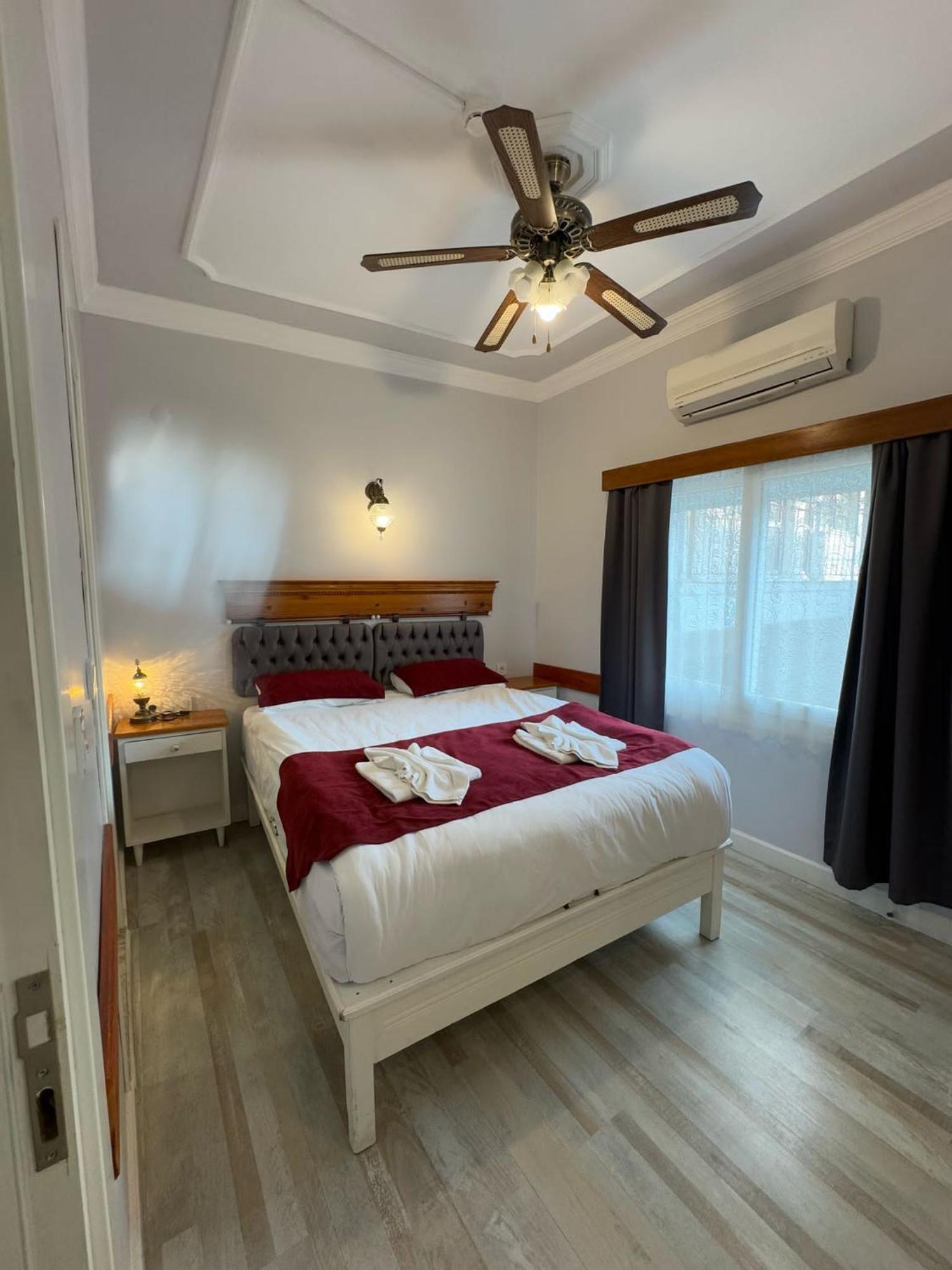 Ephesus Selcuk Castle View Suites Kültér fotó